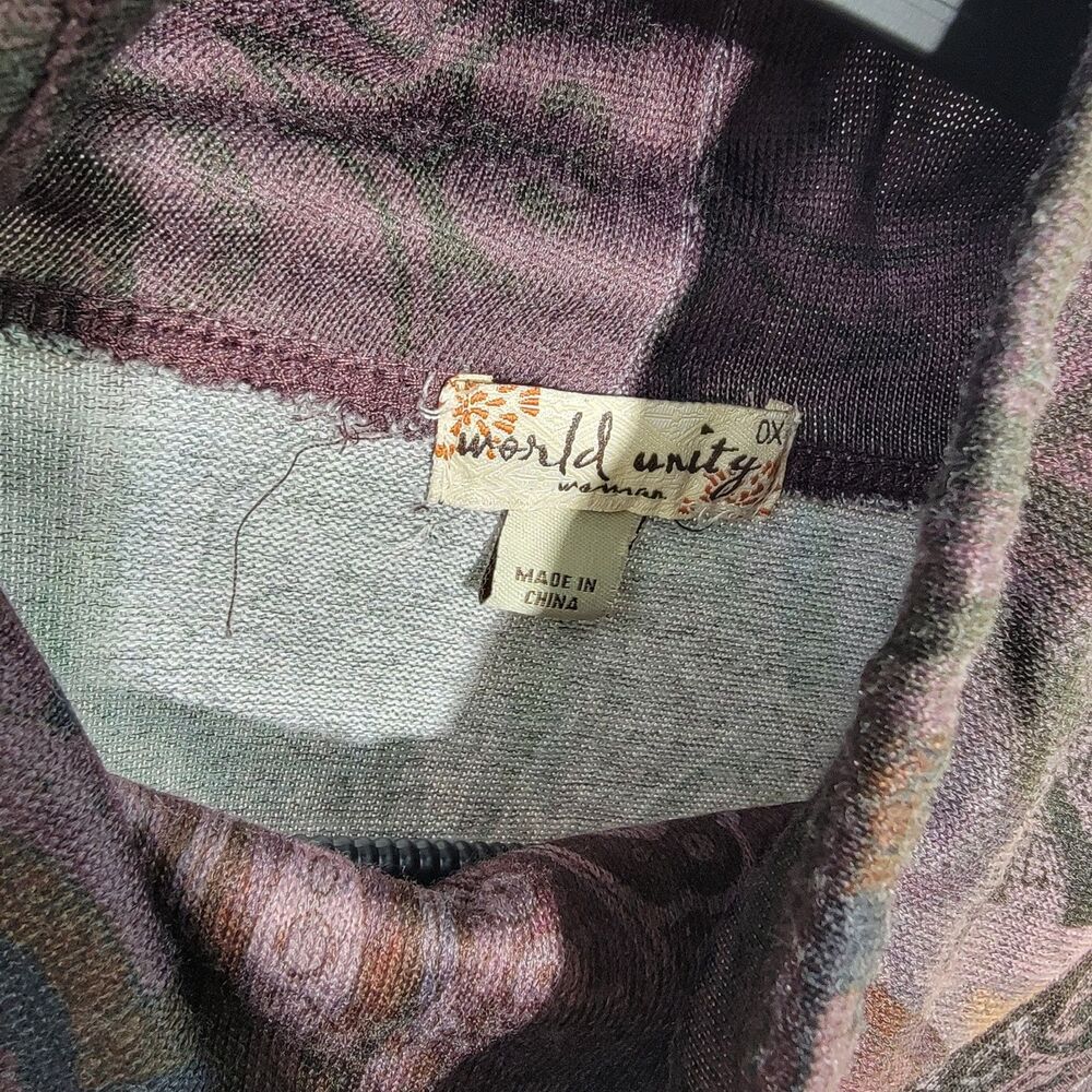 World Unity Multicolor Asymmetric Sweatshirt Pull… - image 3